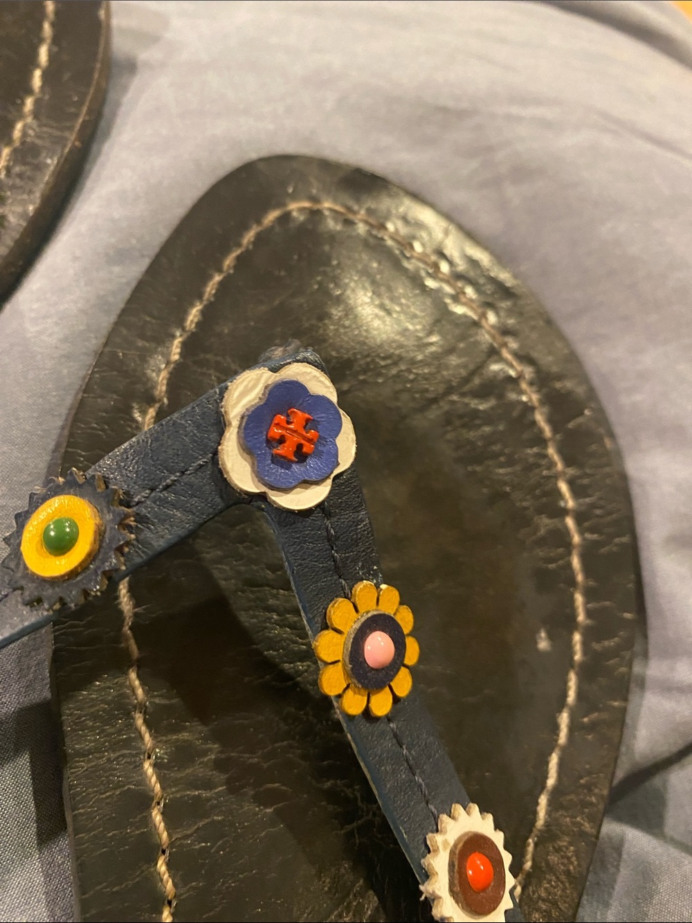 Tory Burch Navy Leather Floral-Accent Flip Flops - Picture 2 of 4